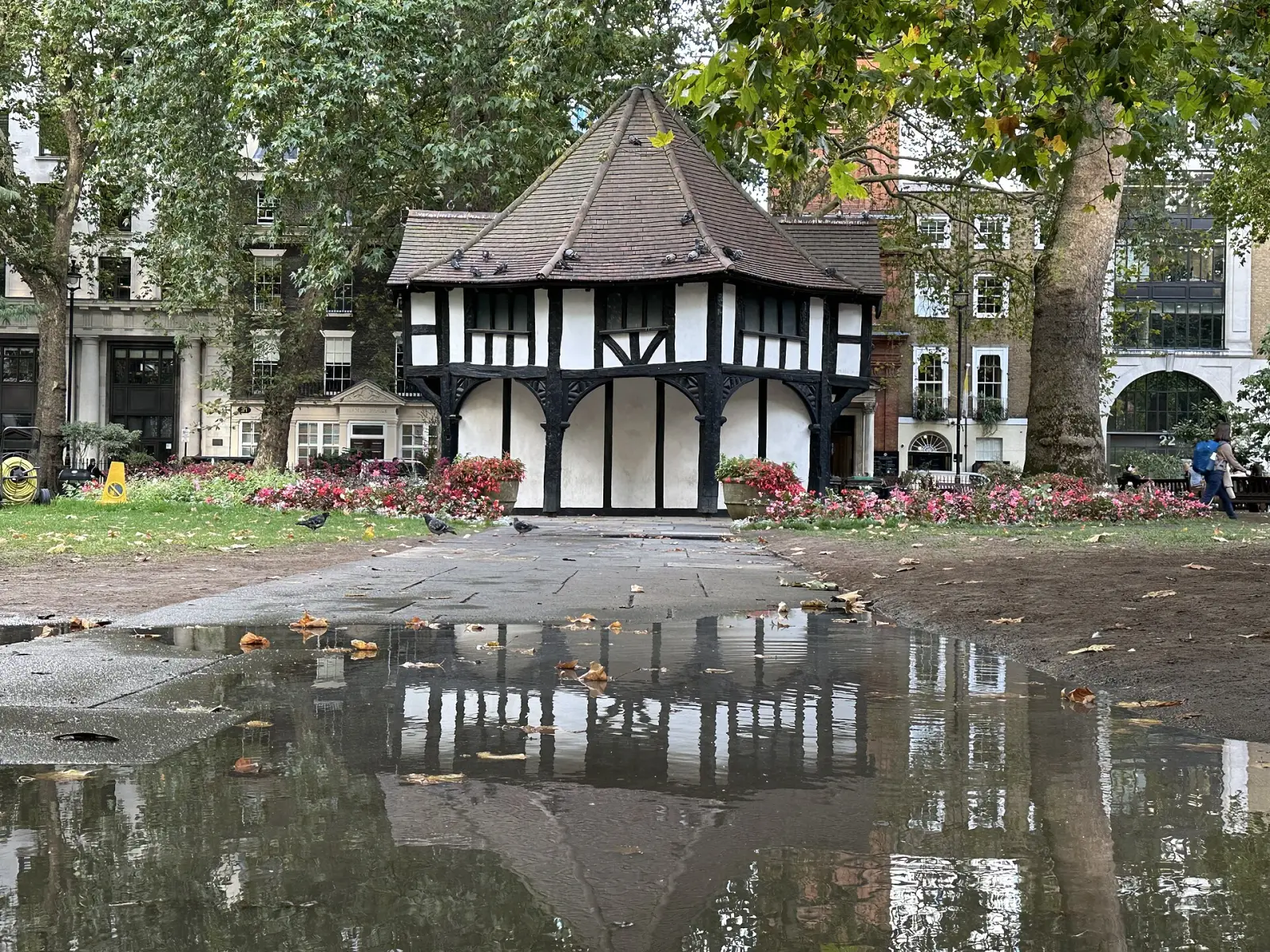 Half-timbered gardener's hut in the middle of Soho Square